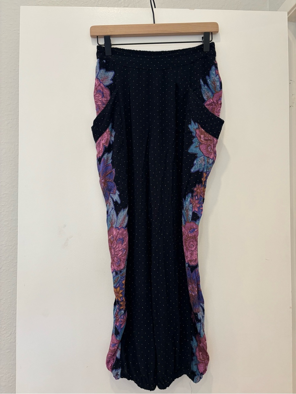 Free People Emmi Pull On Harem Style Gypsy Floral Print Pants lightweight hippie